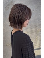 クオーレ (CUORE) 首が長く見えるボブ