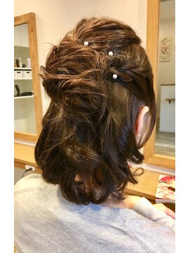 小さな美容室 ハナ(hana) 寒いから・・・ハーフアップなstyle☆