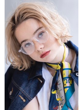 アメリ 新宿(Ameri) Ameri 外国人風ブロンドベージュ【新宿】