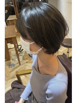 アンテシニヨン(Un the Shiniyon) 丸みショート