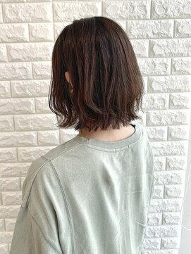 クイントネオリーブ 自由が丘正面口店(quint:neolive) 外ハネレイヤーボブ