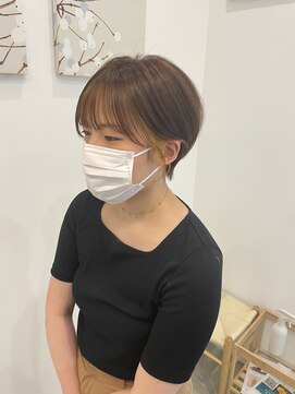 ジジ チーク 栃木(Gigi cheek) コンパクトショート/フェイスフレーミング◎