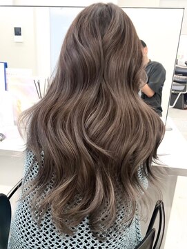 ネイロ バイ ジルブラン 葛西(NeiRo by JIL BLAN) ハイライト白髪ぼかしダブルカラーインナーカラーショートボブ