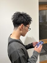 リリアーナ(LILIANA)&nbsp;スパイキーショート　バーバースタイル　フェードカット