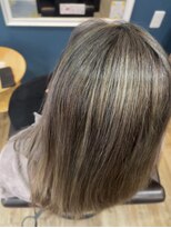 コス(COS)&nbsp;白髪ぼかしハイライト/細めハイライト