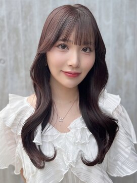 ソラ 広尾店(SORA) ロングレイヤー/コーラルピンク/顔周りカット