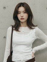 エイチ ウルフカット 大阪梅田(811) レイヤーボブヘアカラーバレイヤージュ50代くるみちゃんヘア