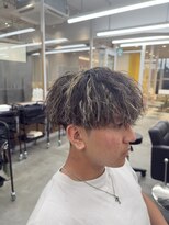 ルースト 南堀江店(ROOST) 刈り上げセンターパート/波巻きツイストスパイラル/南堀江