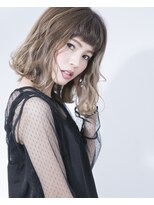 外国人風ボブグラデーションカラー