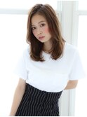 外国人風な前髪立ち上げセミディ