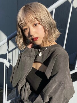 ノラキチジョウジ(NORA KICHIJOJI) 切りっぱなしボブ ハイトーンカラー ミニボブ