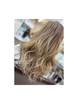 ケーアールツーエス 北野田店(KR2S) ミルクティー風バレイヤージュ