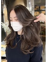 レディアル 大宮(REDEAL ope.) レイヤーカット　ハイライト　メッシュ