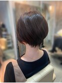 耳掛けでキュートに☆女性らしさ倍増☆ショートボブ