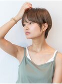 20代30代大人かわいい斜めバンググレージュカラー小顔前髪ボブ