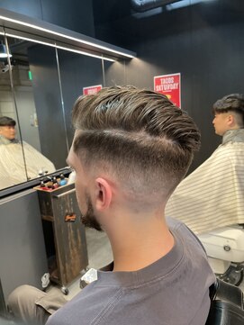 フランクスバーバー アンド ビアークラブ(FRANK'S BARBER and BEER CLUB) メンズカット