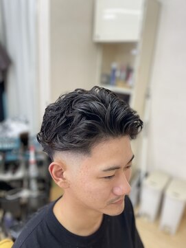 ジャンプヘアー(Jumphair) [カーリーパーマ&フェード]