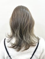 ルクスバイアフィナー(Luxo by Afinar) 透明感オリーブグレージュ