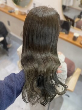 トワ(toi) オリーブグレージュ/ブリーチなし/暗髪カラー/横浜/横浜駅