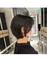 ヘアサロンガリカアオヤマ(hair salon Gallica aoyama)&nbsp;地毛風カラーに耳かけショートボブ