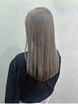 ルトワ(Lutowa)&nbsp;ブリーチ×グレージュカラー