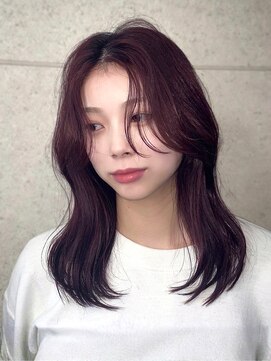 ステイゴールド(STAYGOLD) レイヤー レッドブラウンカラー セミロング 顔周りカット 20代