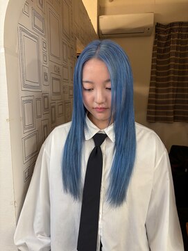 ブローチ(brooch) クリアシアンカラー