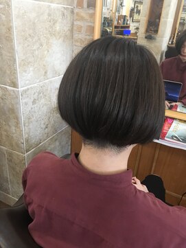 ルークス 中央林間(LOOOKS) 刈り上げボブ