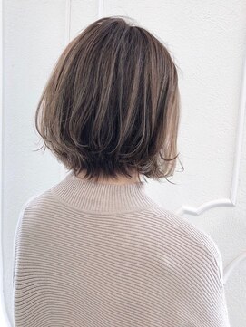 ヘアーデザイン アンジェロ インアルト(Hair Design Angelo In alto) 30代/40代/50代/ショートボブ/アッシュベージュ