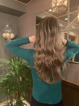 オーサム(AWESOME) まろやかベージュバレイヤージュ