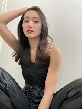 クイーン バイ ノイズ 西院(QUEEN by noism) レイヤーカット×ツヤカラー