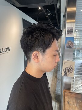 ザウィロー 神保町店(The WILLOW) オンオフの効くツーブロックスタイル【The WILLOW神保町】