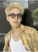 福岡天神スパイキーショートアップバングショートブリーチカラー