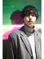 ユーフォリア 渋谷グランデ(Euphoria SHIBUYA GRANDE)&nbsp;動き×カット×パーマ×刈り上げ×センターパート