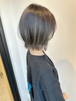 ハイク(HYKE)&nbsp;レイヤーボブに少しのくびれ☆ハイライトでコンプレックス解消