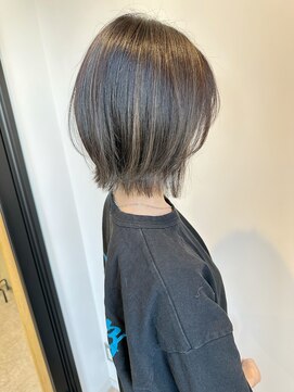 ハイク(HYKE) レイヤーボブに少しのくびれ☆ハイライトでコンプレックス解消