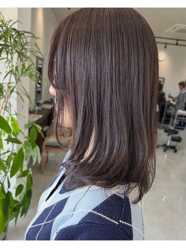 エミュ(emu.) これからの季節におすすめ◎透明感ブラウン
