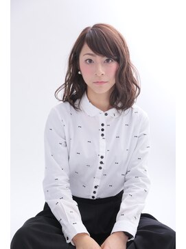 スリー(three) ミディアムパーマ