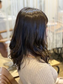 エイチ ヘアアンドメイク(eich hair&make) セミロング
