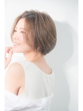 ネオリーブアオバ 高田馬場店(Neolive aoba) 大人の色気漂うショートボブ♪30,40,50代にもおすすめ/ベージュ