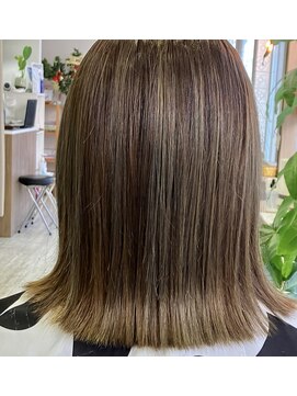 ヘアーズ ライリー(HAIR'S RILEY) シンプル外はね