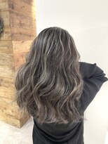 フォーク(FOLK)&nbsp;極細ハイライト　髪質改善　白髪ぼかし