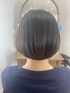 サクラビ(sakurabi) 脱白髪染めハイライトX大人ショートボブ