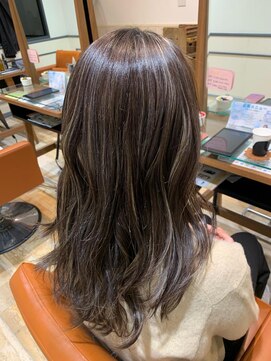 ネオリーブエム(Neolive em;) ＊ハイライトカラー＊