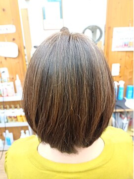 シキサイ(四季彩) ボブヘア
