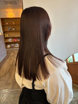 ヌイ(nui) [佐賀/艶ロング/艶カラー/質感ストレート/セミロング]