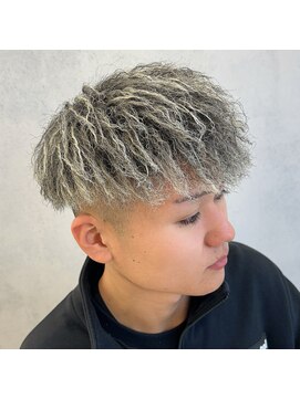 ルースト 西院店(ROOST) ツイスト×ホワイトハイライト