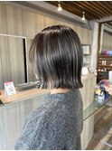 外はね×ハイライト　グレー　柏駅