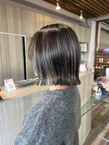 ラヴィエール(LAVIERE by R-EVOLUT)&nbsp;外はね×ハイライト　グレー　柏駅