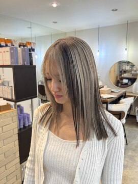 ラウブロッサム 大宮西口店(Lau Blossom) ダブルカラー+ローライト+ブロックカラー